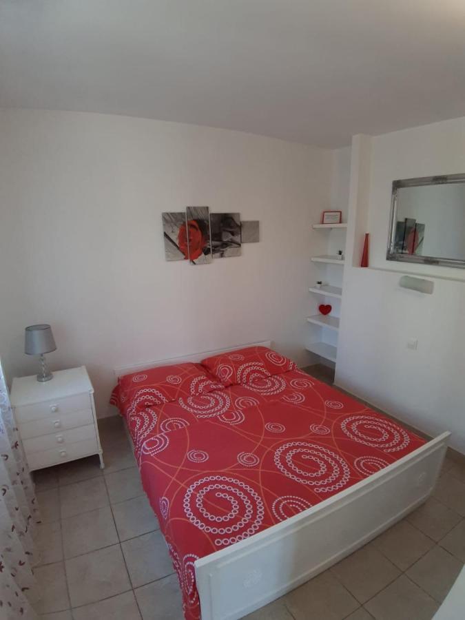 Appartement Boni02 à Gdinj Extérieur photo